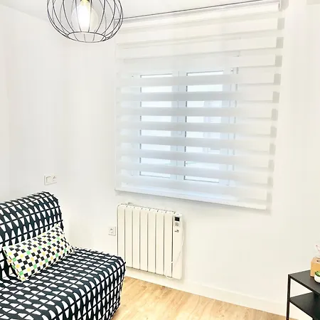 Dario De Regoyos Apartman
